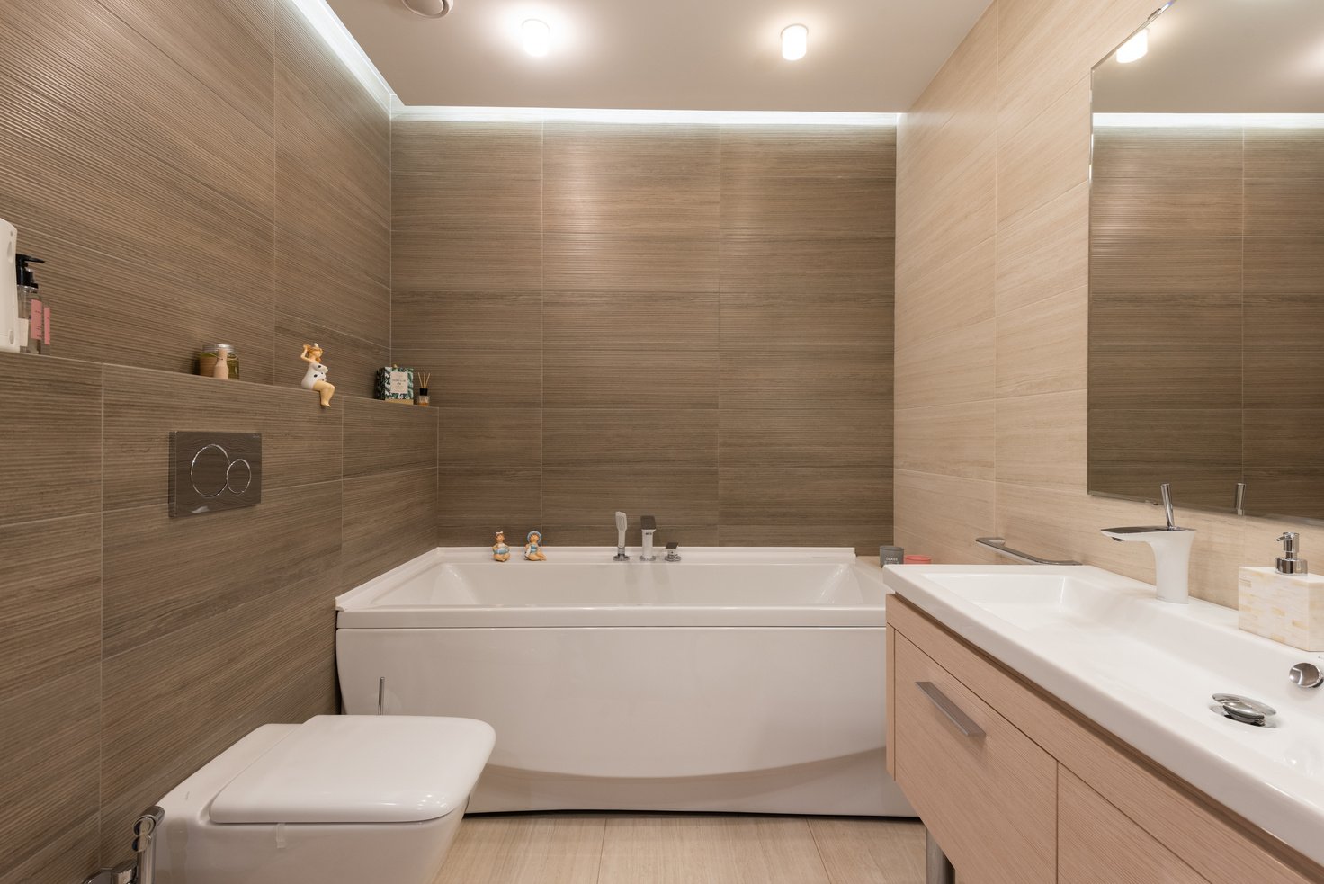 Contemporary Bathroom 